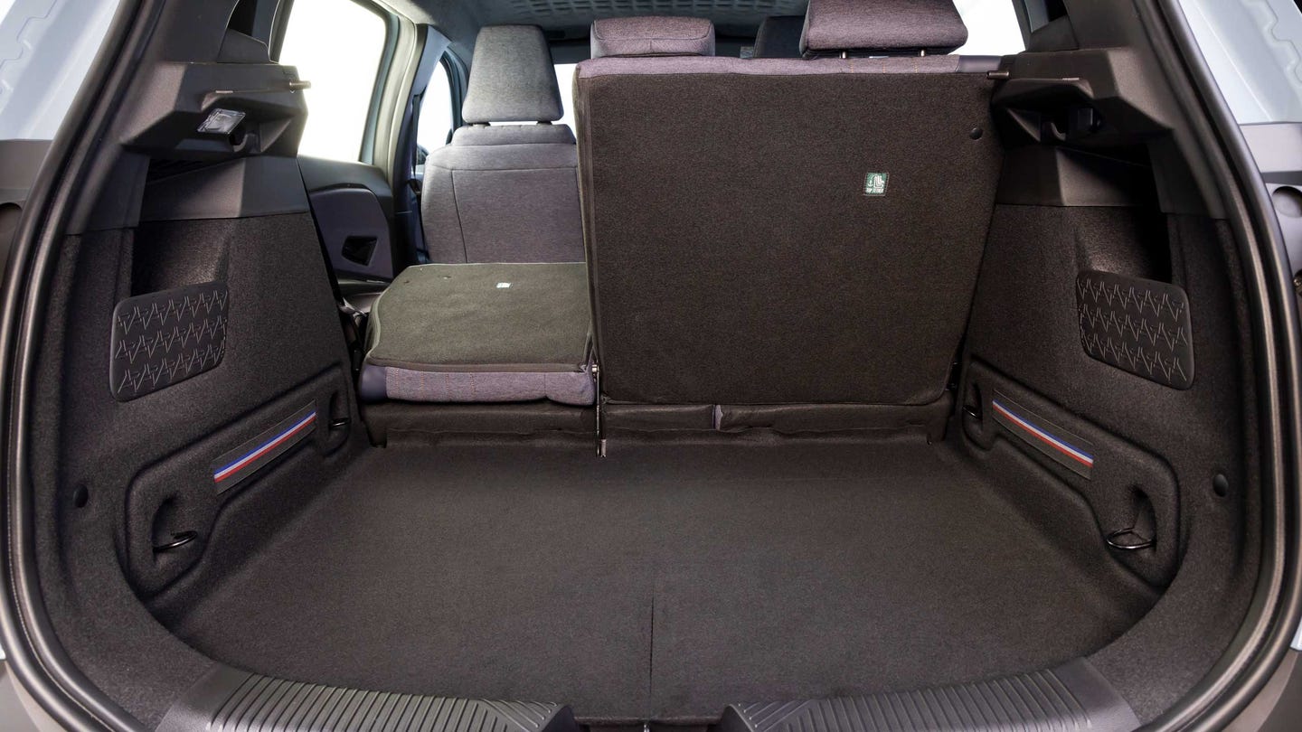 Renault 4 boot