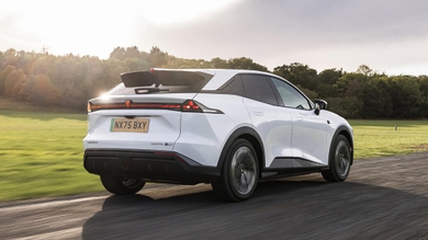 Changan Deepal S07 driving rear view