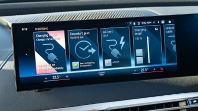 Review – BMW iX – infotainment system