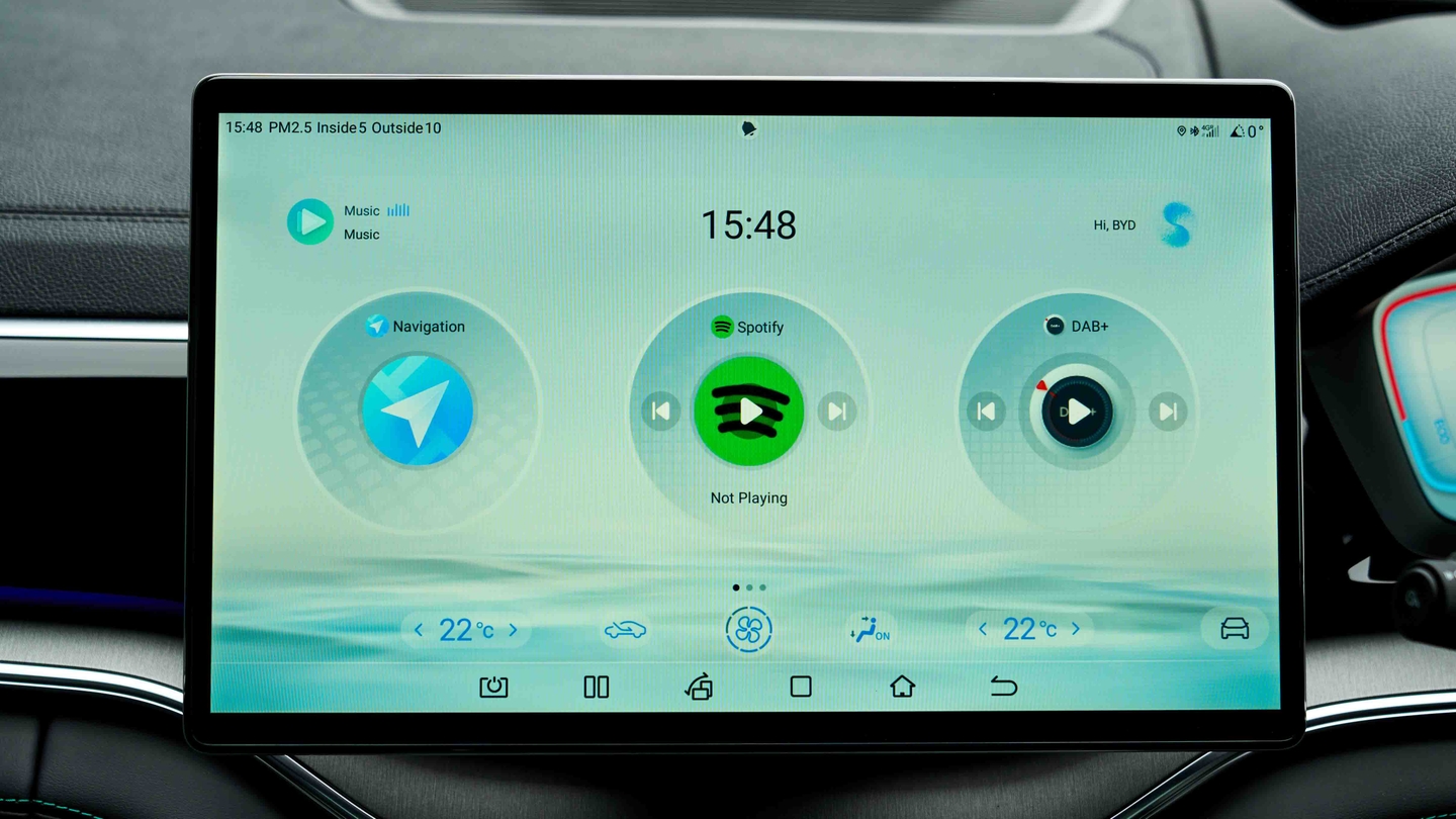 BYD Seal U touchscreen