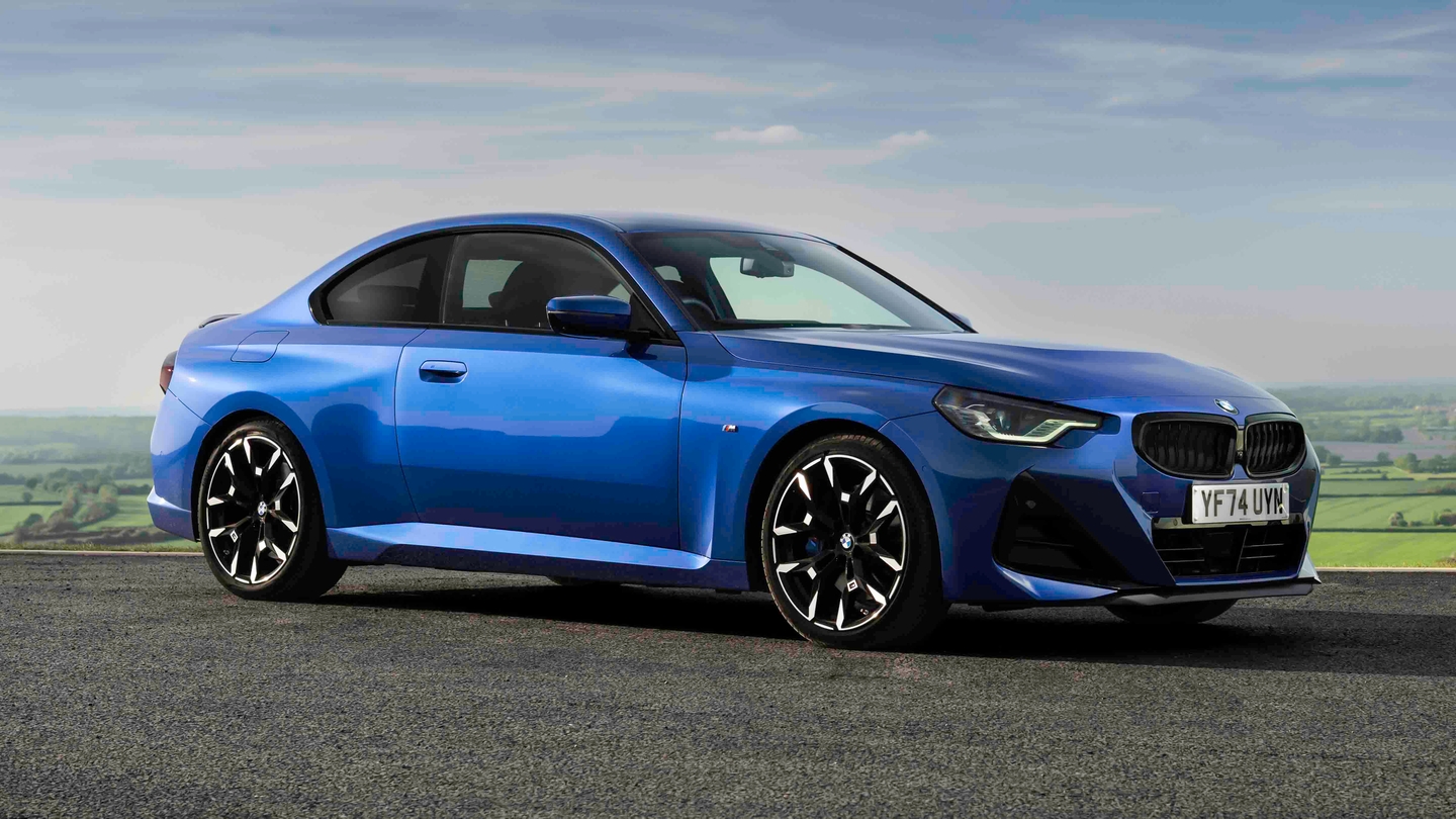 BMW 2 Series coupe front/side view