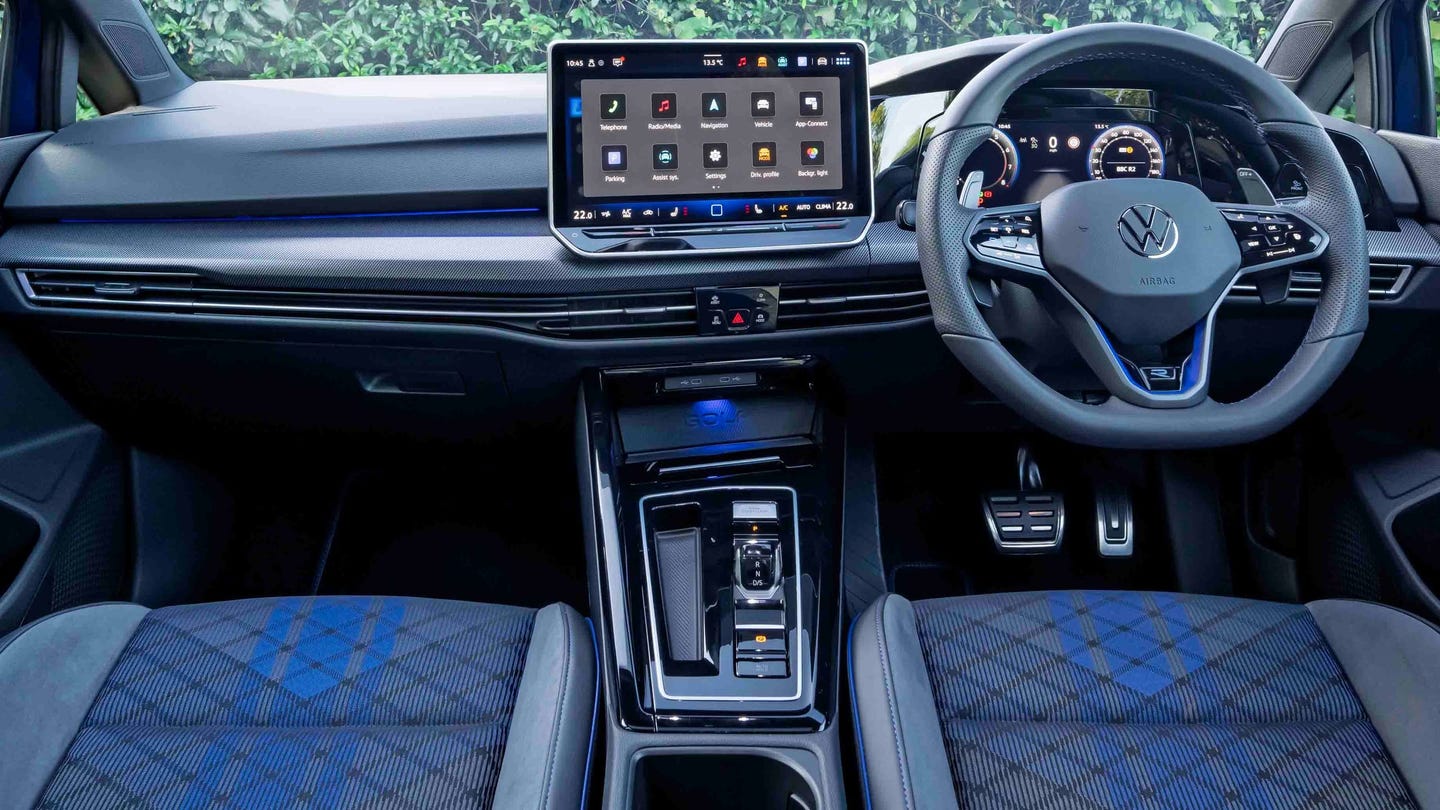 VW Golf R interior