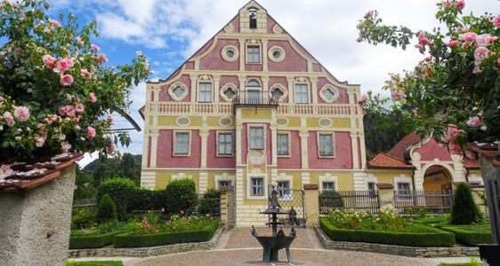 [external Link]: Südtiroler Landesmuseum für Volkskunde