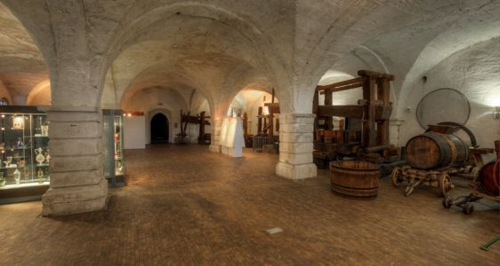 [external Link]: Südtiroler Weinmuseum