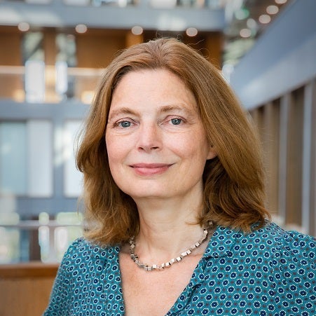 Dr. Anne Loeber
