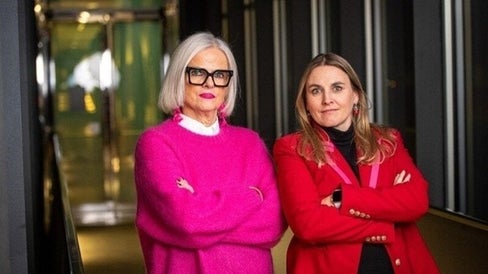 d.s. la Vicepresidente Nadia Mazzardis e la Presidente Ulrike Oberhammer