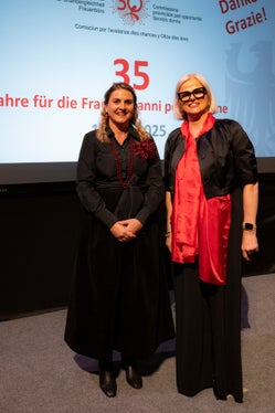 Saluto della Presidente Ulrike Oberhammer (a sinistra) e della Vicepresidente Nadia Mazzardis (a destra)
