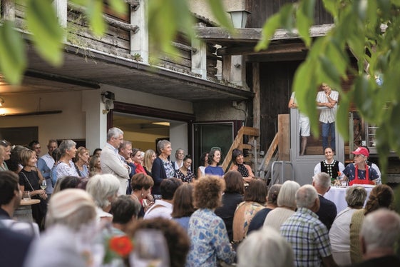 Numerosi ospiti al cocktail estivo della SBO (Foto: SBO)
