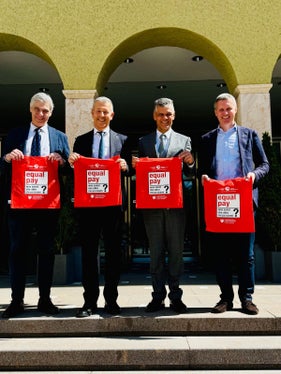Abgeordnete im Südtiroler Landtag, v.l. Sandro Repetto, LR Peter Brunner, Harald Stauder und LR Luis Walcher