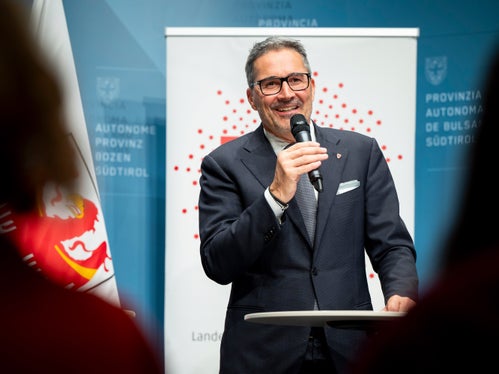 Il presidente della Provincia Arno Kompatscher ha ricordato quanto l'uguaglianza non sia ancora stata raggiunta, nemmeno in Alto Adige (Foto: USP/Fabio Brucculeri)