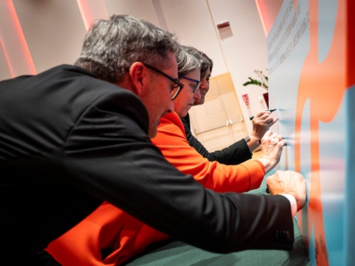 Land, Gemeinde Bozen und Freie Universität sind der Initiative No Women No Panel beigetreten, heute wurde ein Memorandum unterzeichnet. (Foto: LPA/Fabio Brucculeri)