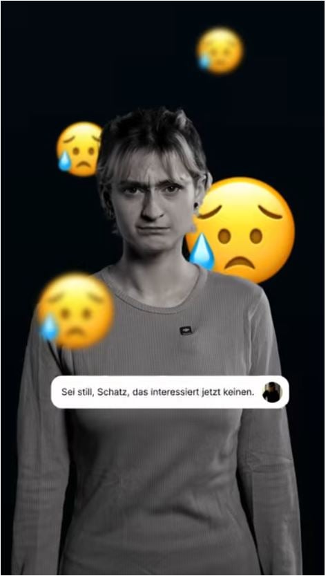 Die Erniedrigung: eine Frau klein machen, verunglimpfen, beleidigen