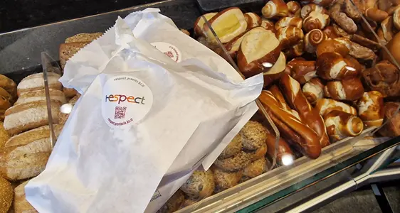 Di dl respet tla butëighes dal pan