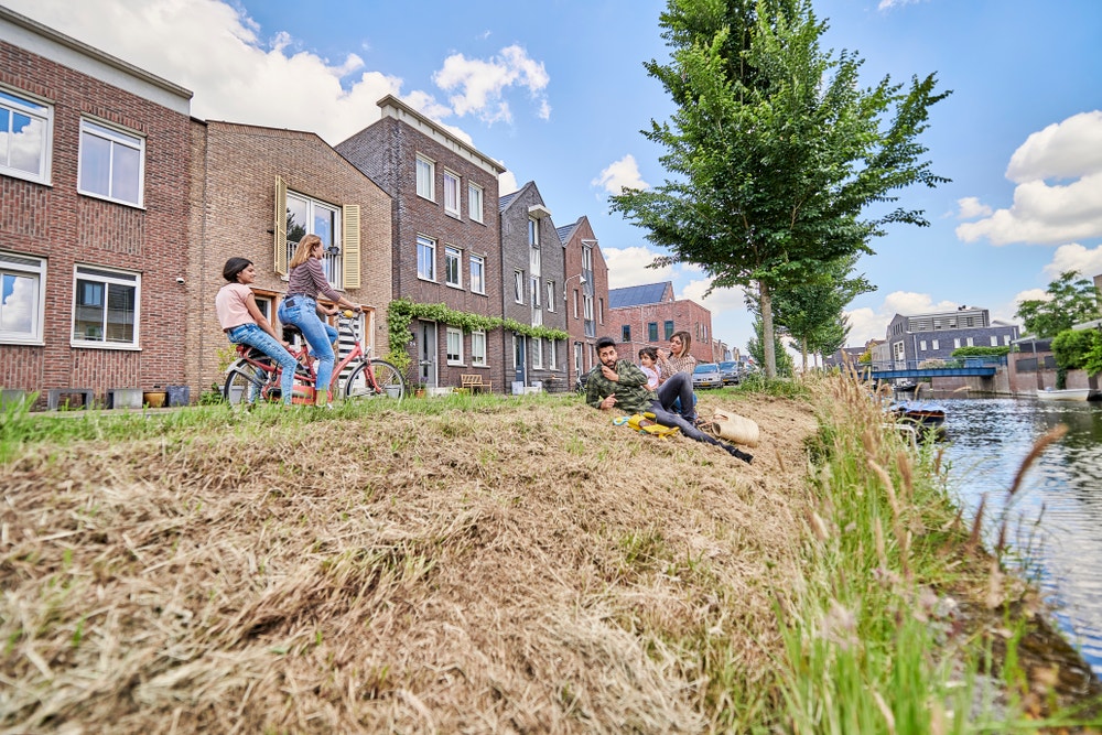 sloot in woonwijk