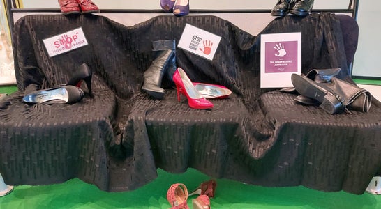 Tag gegen Gewalt an Frauen Tag gegen Gewalt an Frauen