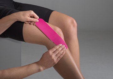 csm Anleitung Dermaplast BeimSport 09 Kinesio Knie 01 943e35ab44