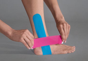 csm Anleitung Dermaplast BeimSport 09 Kinesio Fuss 02 6773cd0d18