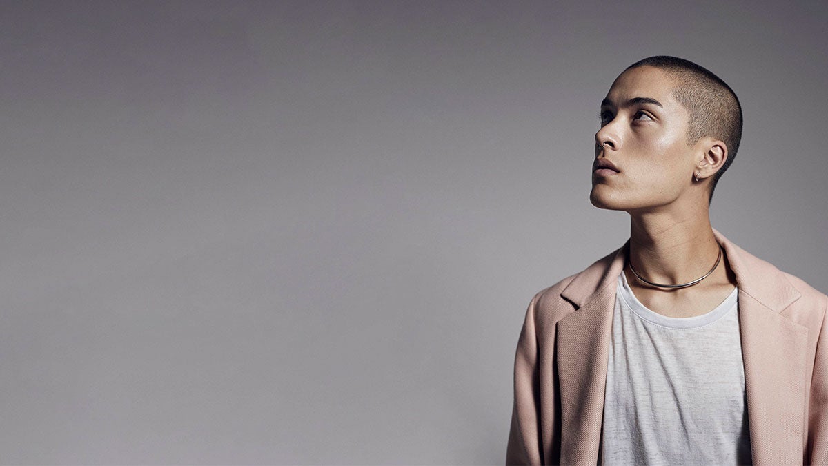 Reframe cancer patient looking up