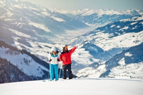 Skifahren-St-Johann-in-Salzburg © Tourismusverband-St-Johann-in-Salzburg