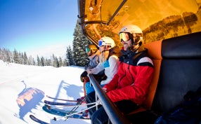 Skifahren-St-Johann-in-Salzburg © Tourismusverband-St-Johann-in-Salzburg