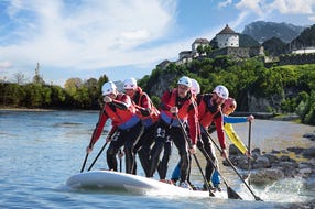 Mit-dem-Big-Stand-Up-Paddle-Board-am-Inn © ActiveSpirit Mit-dem-Big-Stand-Up-Paddle-Board-am-Inn © ActiveSpirit