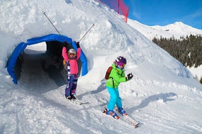 Kindern haben Spaß beim FunSlope im Raurisertal © Michael Gruber (Tourismusverband Rauris) Kindern haben Spaß beim FunSlope im Raurisertal © Michael Gruber (Tourismusverband Rauris)
