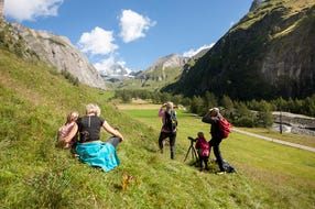 Rangertour-in-Kals-am-Grossglockner © Nationalpark-Hohe-Tauern-Tirol Foto Martin Lugger Rangertour-in-Kals-am-Grossglockner © Nationalpark-Hohe-Tauern-Tirol Foto Martin Lugger