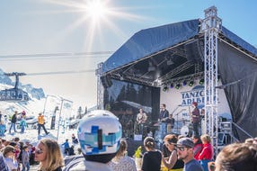 Josh beim Tanzcafe Arlberg 2019 © Vorarlberg Tourismus Foto Dietmar Denger Josh beim Tanzcafe Arlberg 2019 © Vorarlberg Tourismus Foto Dietmar Denger