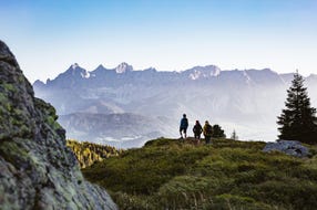 Blick-auf-den-Dachstein-Region-Schladming-Dachstein © Oesterreich-Werbung Foto Sebastian Stiphout Blick-auf-den-Dachstein-Region-Schladming-Dachstein © Oesterreich-Werbung Foto Sebastian Stiphout