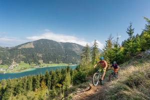 Mountainbikefahren-in-der-Region-Weissensee © Oesterreich-Werbung Foto Martin Steinthaler - TineFoto