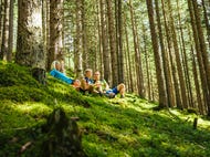 Entspannung-im-Wald-Region-Rauris © SalzburgerLand Tourismus Entspannung-im-Wald-Region-Rauris © SalzburgerLand Tourismus