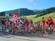 900 Starter aus 16 Nationen waren beim ARBÖ-Radmarathon in Bad Kleinkirchheim diesmal mit dabei (FotoARBÖ KK) 900 Starter aus 16 Nationen waren beim ARBÖ-Radmarathon in Bad Kleinkirchheim diesmal mit dabei (FotoARBÖ KK)
