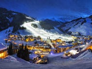 Saalbach-Hinterglemm-Panorama-Nacht © saalbach.com Foto Christian Woeckinger Saalbach-Hinterglemm-Panorama-Nacht © saalbach.com Foto Christian Woeckinger