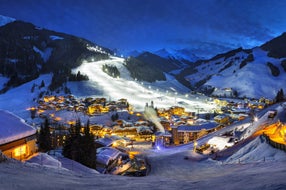 Saalbach-Hinterglemm-Panorama-Nacht © saalbach.com Foto Christian Woeckinger Saalbach-Hinterglemm-Panorama-Nacht © saalbach.com Foto Christian Woeckinger