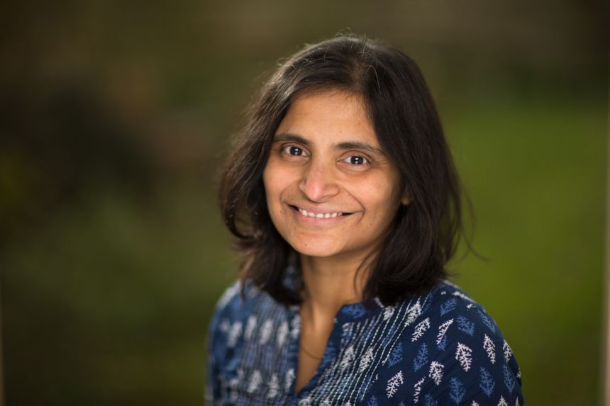 Dr Vidya Narayanan is a post doctoral researcher at the Oxford Internet Institute