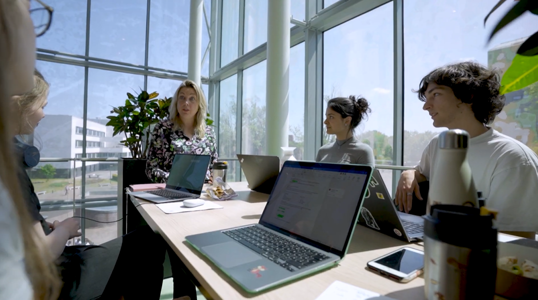 Milou van Harsel, associate lector en onderwijskundig adviseur