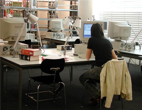 La Provincia sostiene anche nell’anno accademico 2018/19 gli studenti che dopo aver concluso uno studio universitario di almeno tre anni assolvono una formazione postuniversitaria - Foto: USP