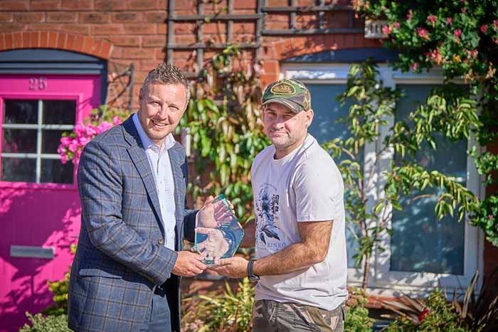 SNG's Matt Buckham and winner Luke Carpenter