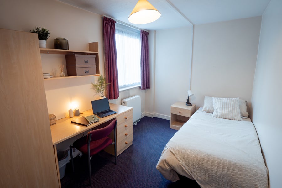Leicester key worker accommodation bedroom 4