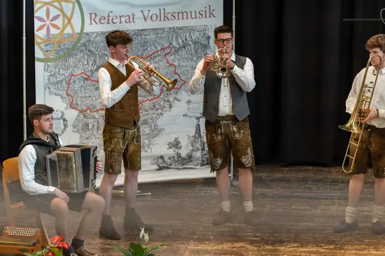 @ Thomas Wallnöfer