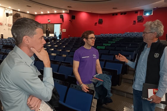 Aaron Andreis vom NOI Techpark, Christoph Hasler vom Spieleverein Dinx, Tischler Harald Laimer waren Mitglieder des Jurorenteams. (Foto: LPA/Christian Blaas)