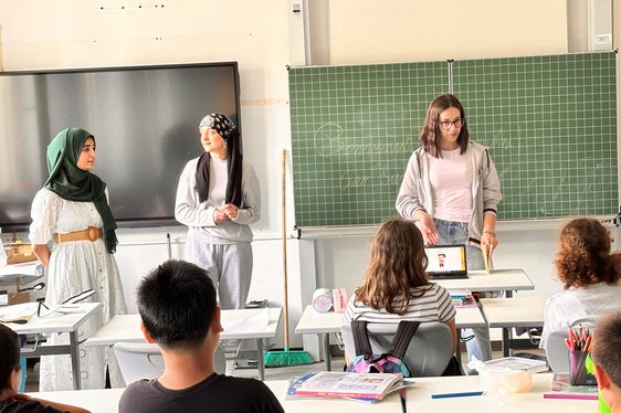 Lettura in lingua d'origine presso l'Istituto Comprensivo Bolzano II