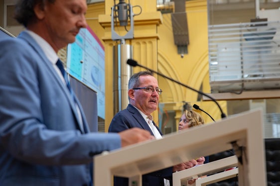 Die Nichtversetzung sei in den Grundschulen eher der Ausnahme-, als der Normalfall, führte Bildungsdirektor Tschenett aus. Dies gelte auch für die italienische und die ladinische Schule. (Foto: LPA/Greta Stuefer)