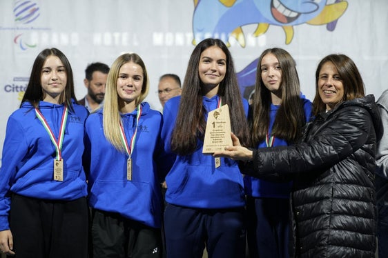 Schulsport: Südtirols Schulen glänzen bei den Italienmeisterschaften 2025 / Badminton Mädchen (Foto: Judith Mair)