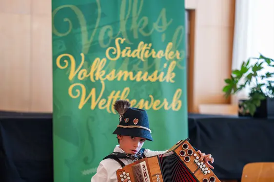 @ Thomas Wallnöfer