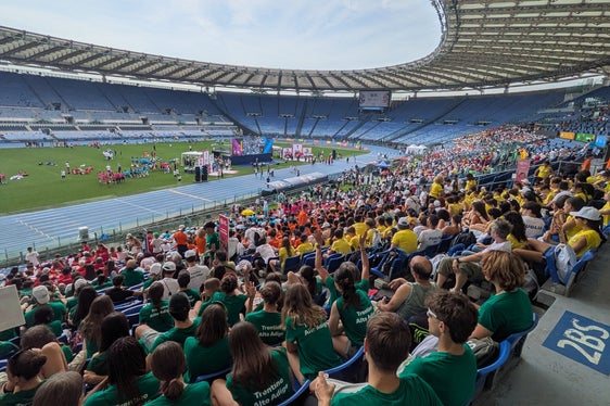 Im Bild die Delegation aus Südtirol bei den Nuovi Giochi della Gioventù im Olympiastadion in Rom. (Foto: LPA/Deutsche Bildungsdirektion/Jonas Mathá)