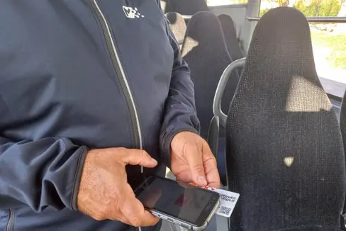 Ab dem 1. November finden in den Stadt- und Überlandbussen verstärkte Kontrollen statt. (Foto: LPA/Alexander Franzoi)