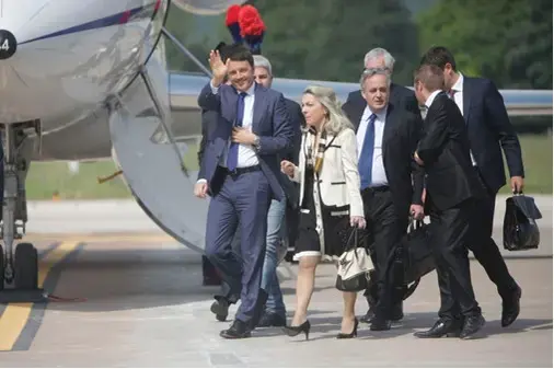 Matteo Renzi landete 2015 in Bozen (Foto ABD)