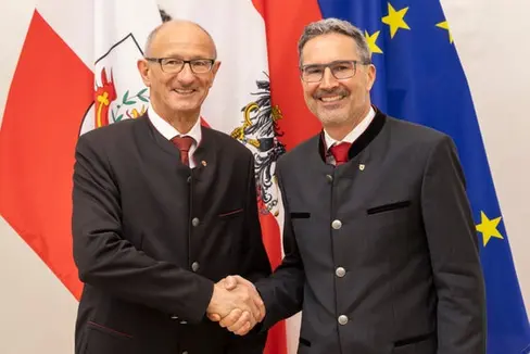 Tauschten sich über die Transitfrage aus: Die Landeshauptleute von Tirol und Südtirol, Anton Mattle (l.) und Arno Kompatscher. (Foto: Land Tirol/Die Fotografen)