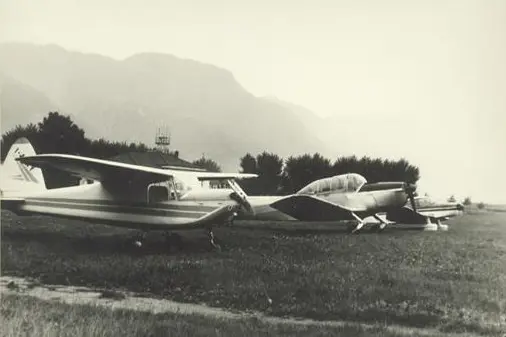 Alte Privatflugzeuge in Bozen (Foto ABD)